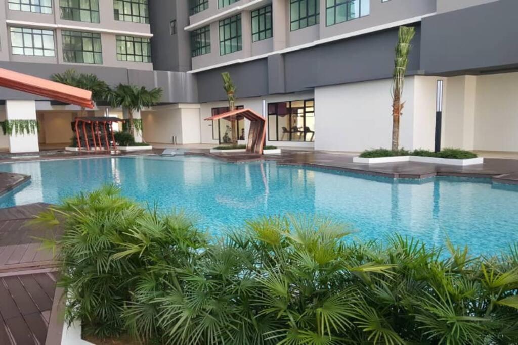 Conezion, Nice View, Beside Ioi City Mall, Opposite Hospital Serdang, Beside Uniteen And Upm, Πουτρατζάγια Εξωτερικό φωτογραφία